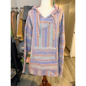 Poncho hoodie hand warmer size XL Mexico.